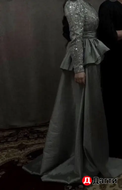 вечернее платье