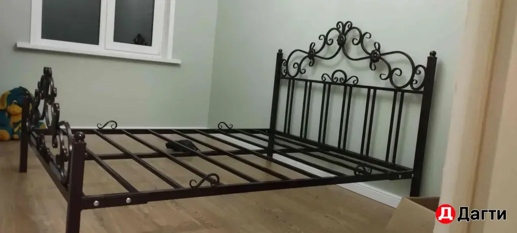 кованые кровати