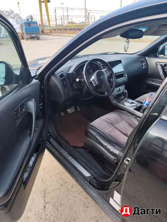 Infiniti FX, 2005 года
