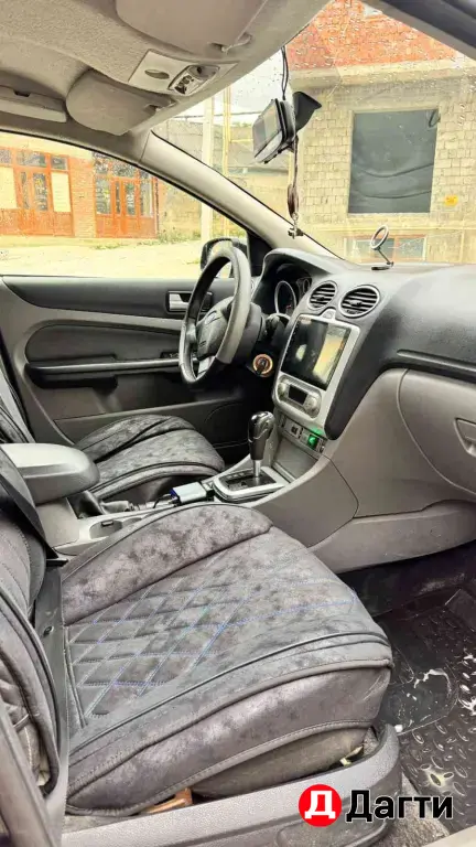 Ford Focus, 2010 года