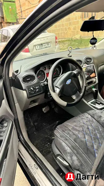 Ford Focus, 2010 года