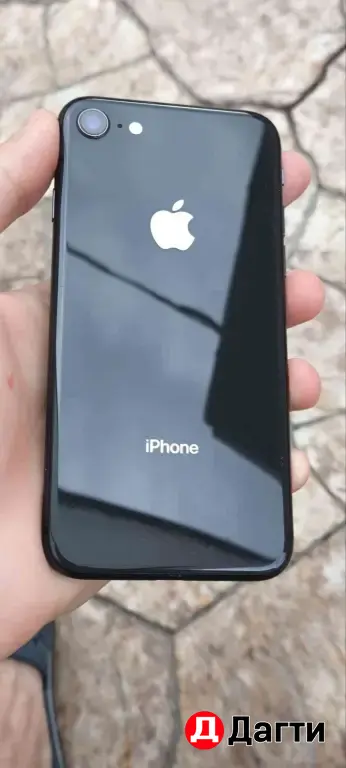 iPhone 8 64 Гб