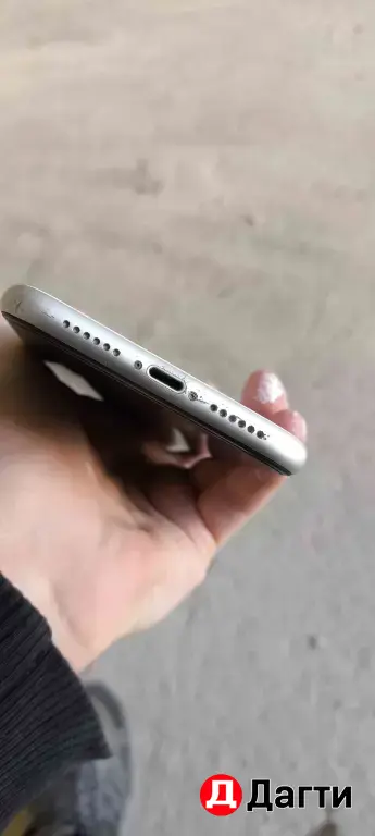 iPhone XR на 64 Гб