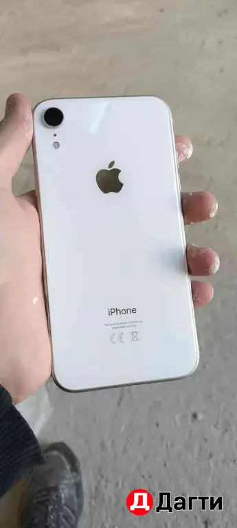 iPhone XR на 64 Гб