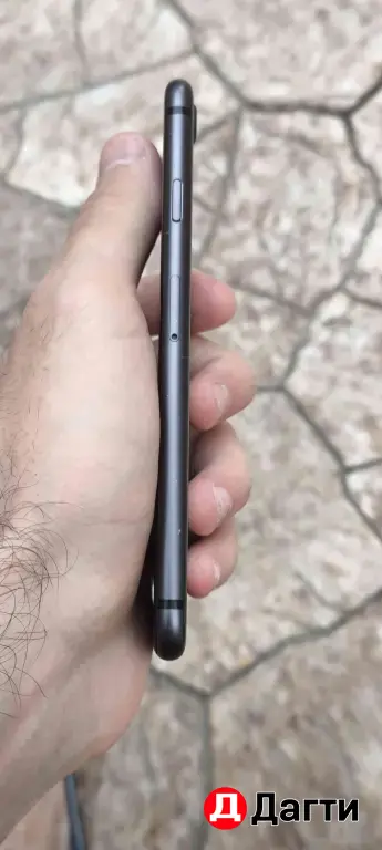 iPhone 8 64 Гб