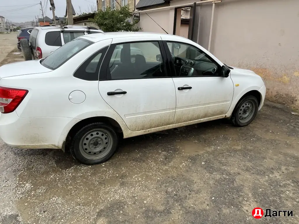 LADA (ВАЗ) Granta, 2017 года