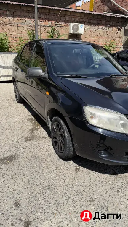 LADA (ВАЗ) Granta, 2012 года