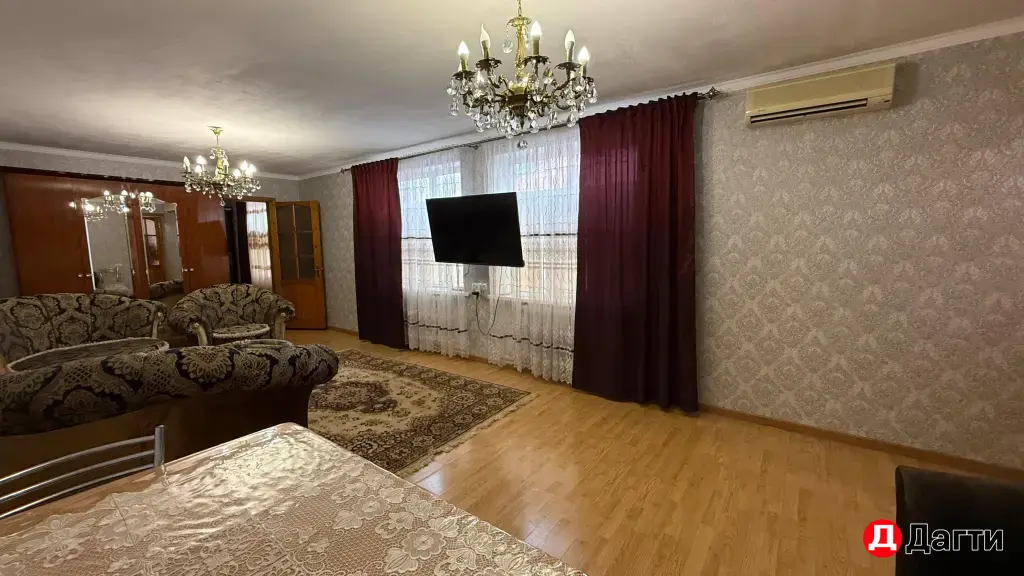 Сдаётся часть дома до конца апреля 2026 года.