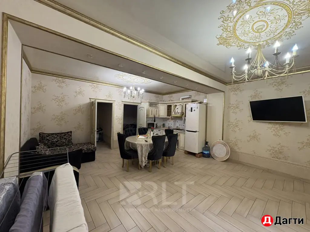 Продается уютная трехкомнатная квартира площадью 65 м в центре Махачкалы