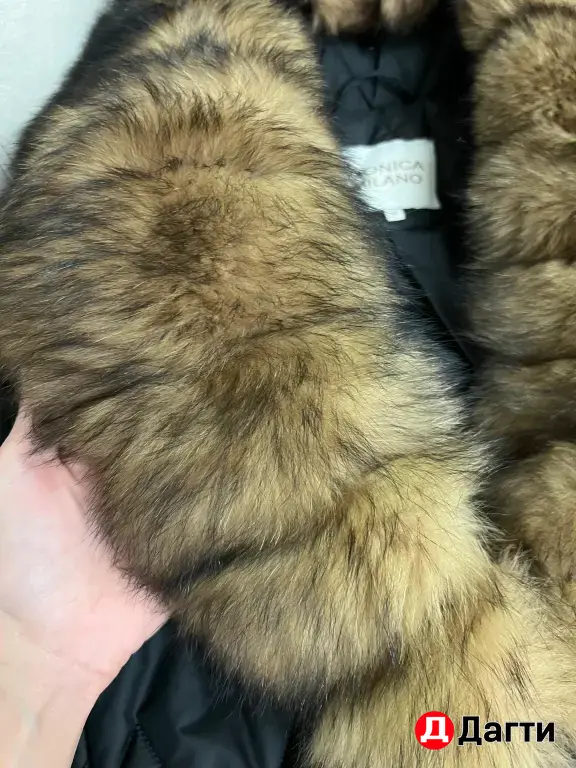 Зимний женский пуховик