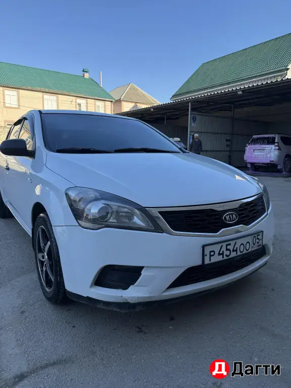 Kia Ceed, 2011 года