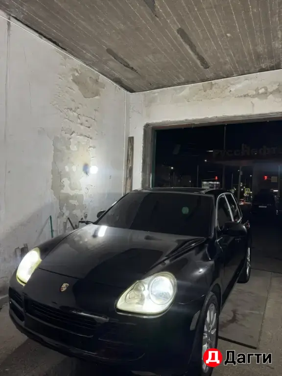 Porsche Cayenne, 2005 года