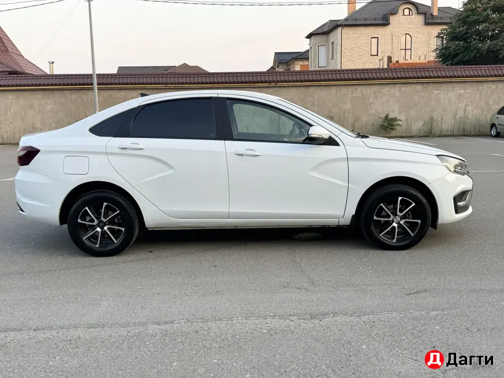 LADA (ВАЗ) Vesta, 2023 года