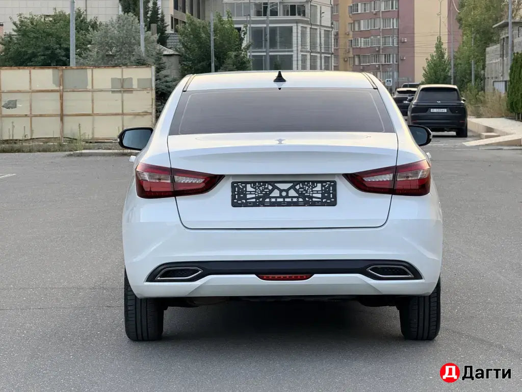 LADA (ВАЗ) Vesta, 2023 года