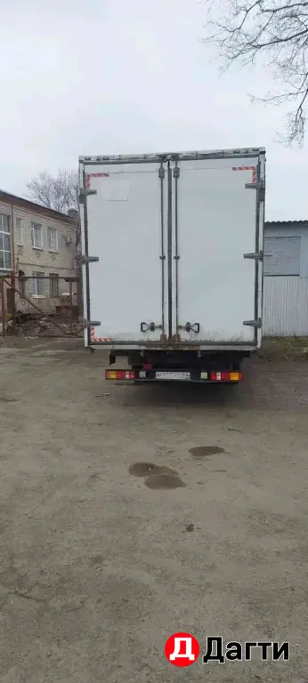 Тентованный грузовик 50 м³ ВАЛДАЙ 8, 2006 год