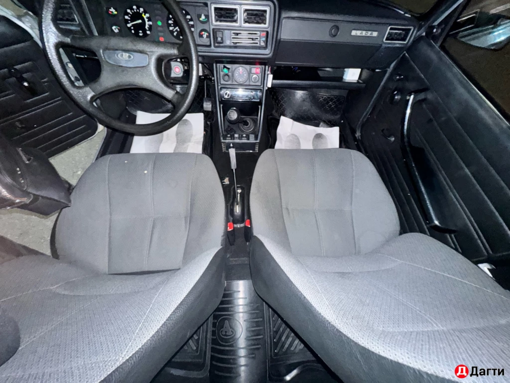 LADA (ВАЗ) 2107, 2011 года