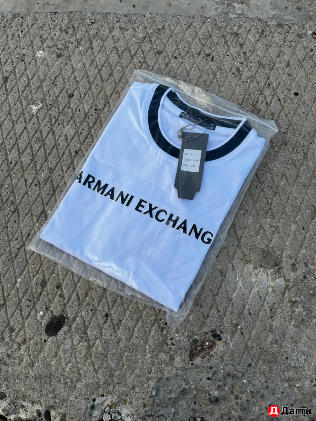 Футболка Armani Exchange