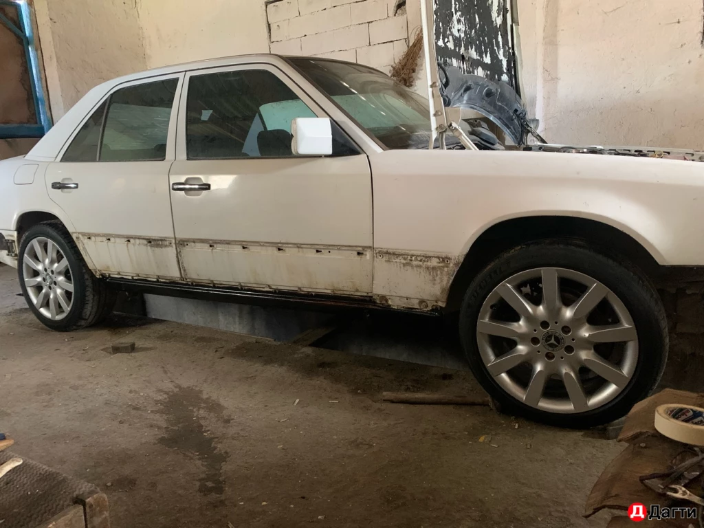 Mercedes-Benz W124, 1994 года