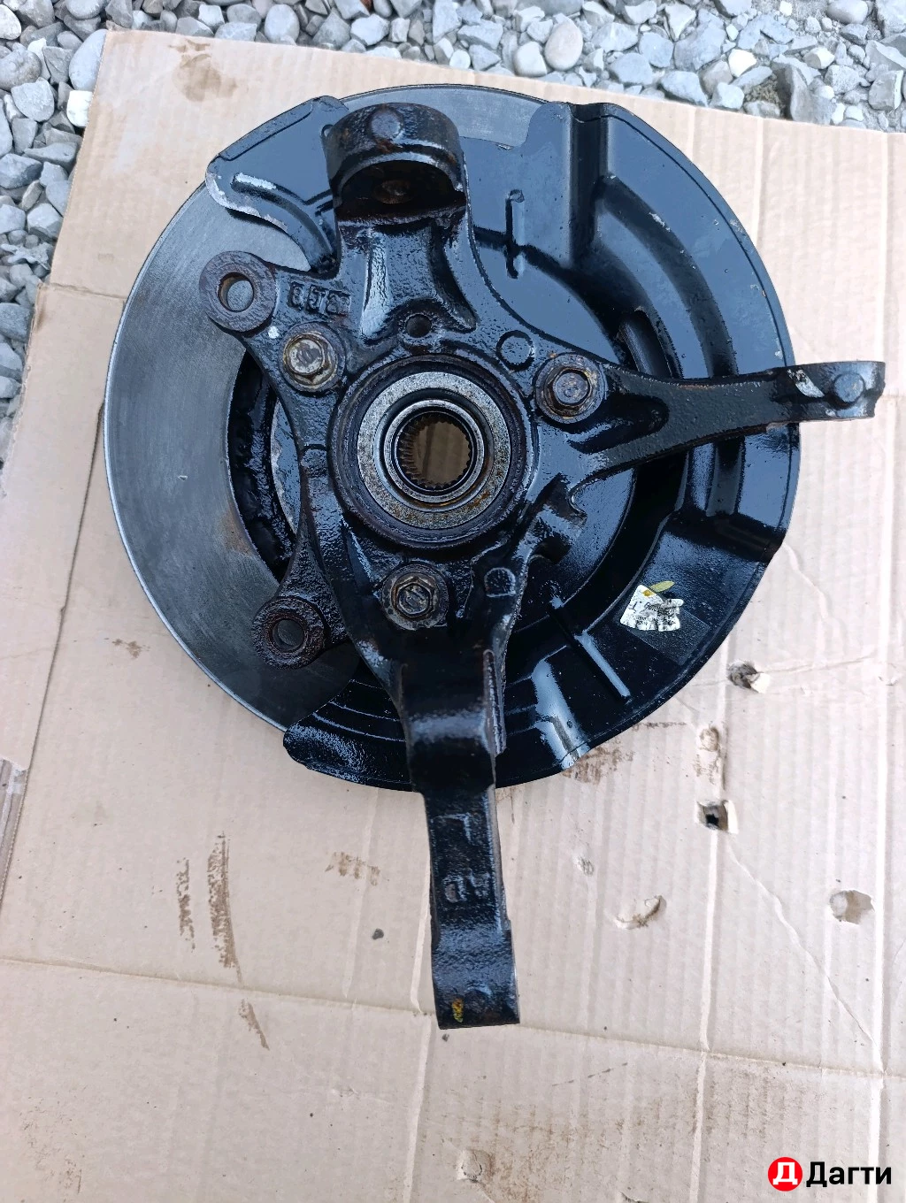 Кулак передний левый Hyundai Elantra 6