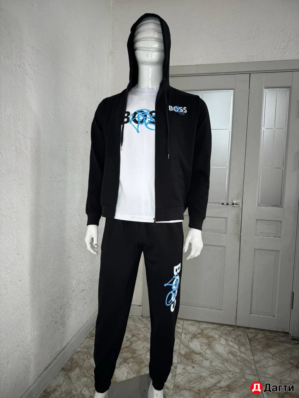 Костюмы от бренда Boss