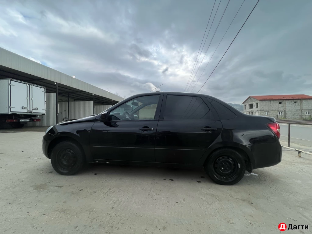 LADA (ВАЗ) Granta, 2013 года