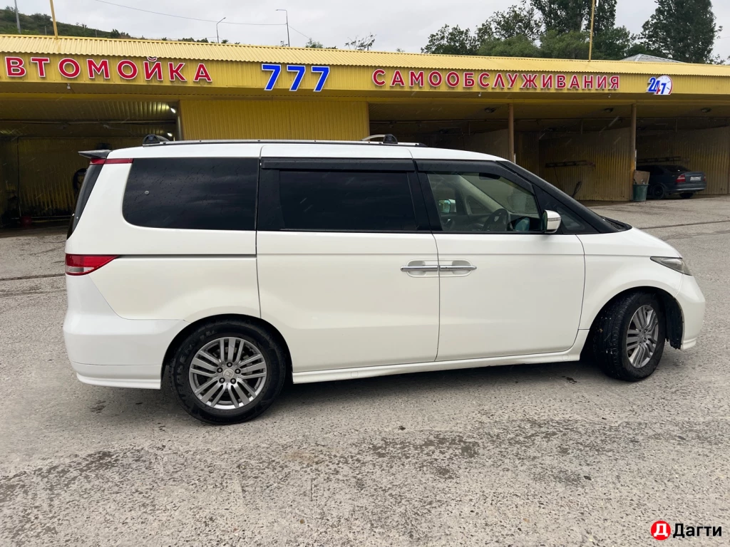 Honda Elysion, 2004 года