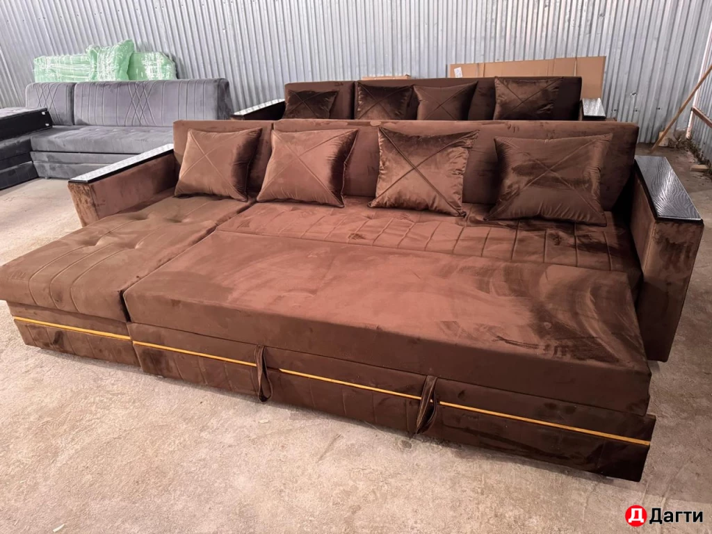 Угловой диван