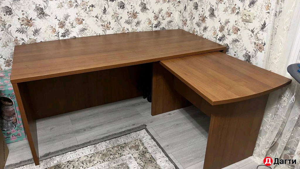 Офисная мебель