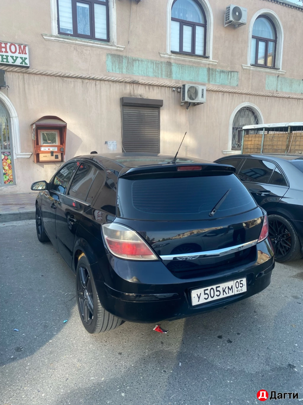 Opel Astra, 2008 года