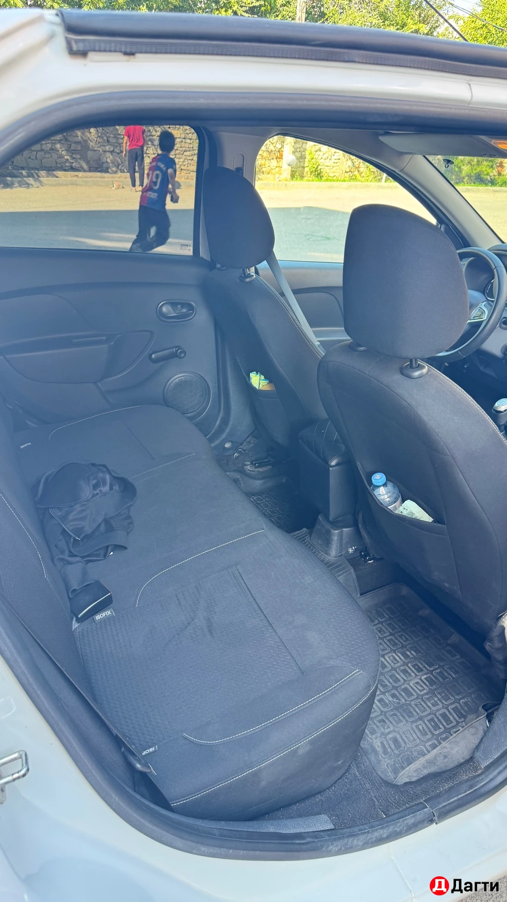 Renault Logan, 21 года