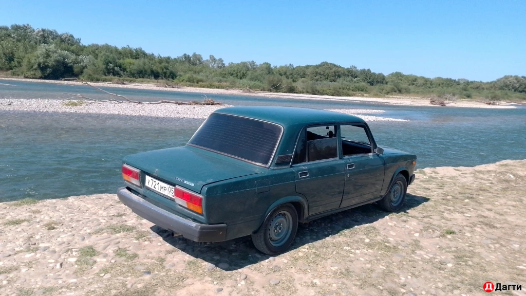 LADA (ВАЗ) 2107, 2005 года