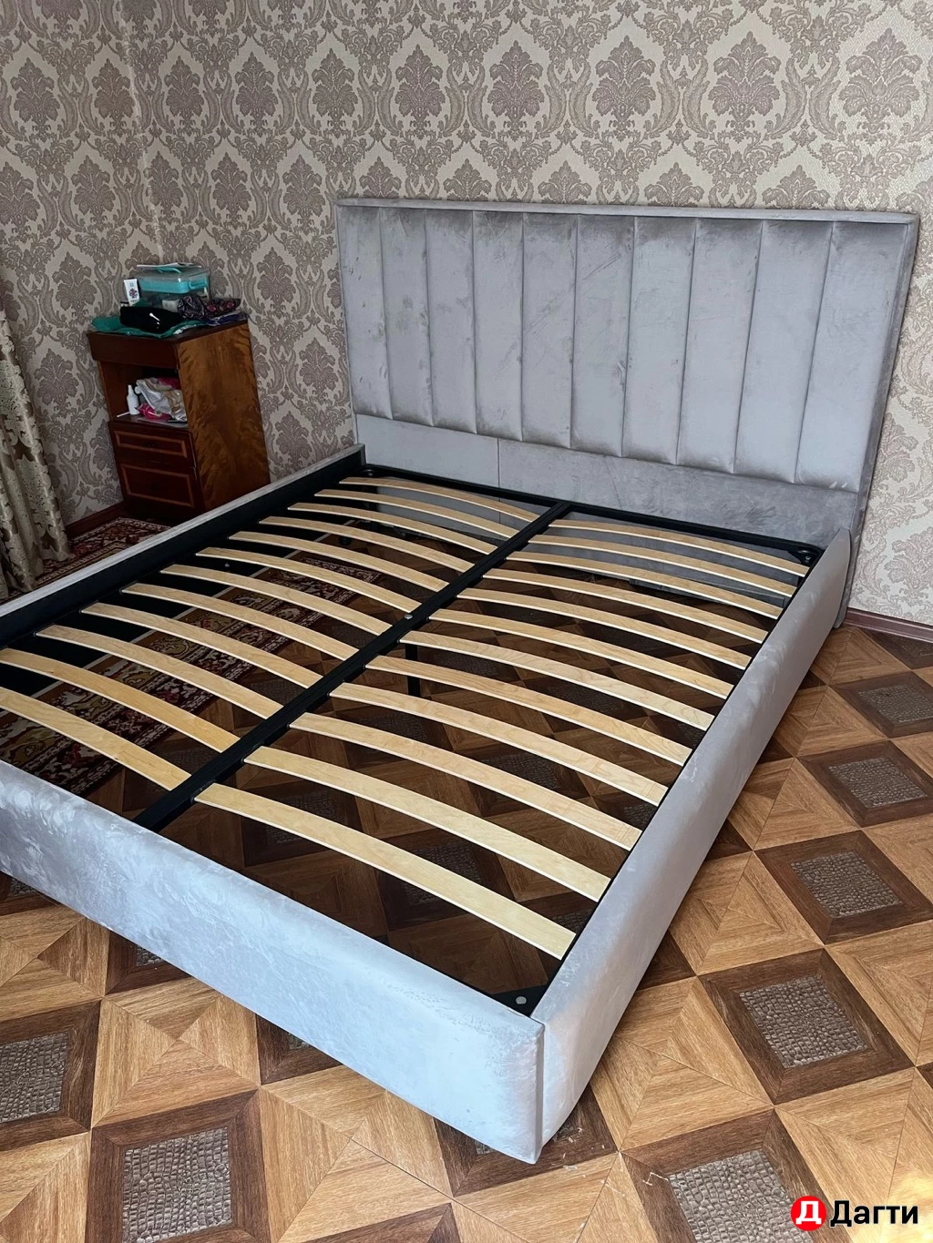 Кровать двуспальный