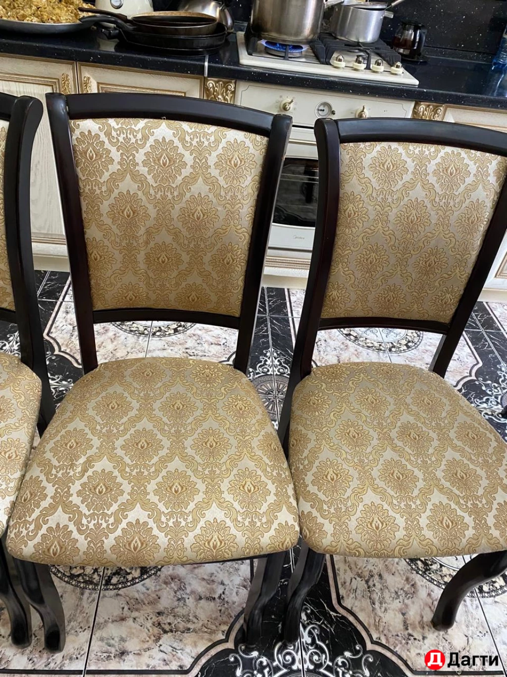 Химчистка диванов, кресел, стульев, матрасов.