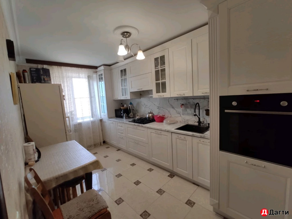 Квартира, 3 комнаты, 70 м², Агент