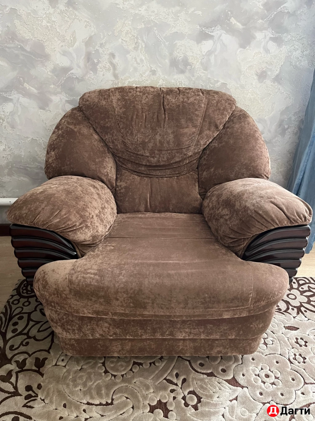 Диван и кресла