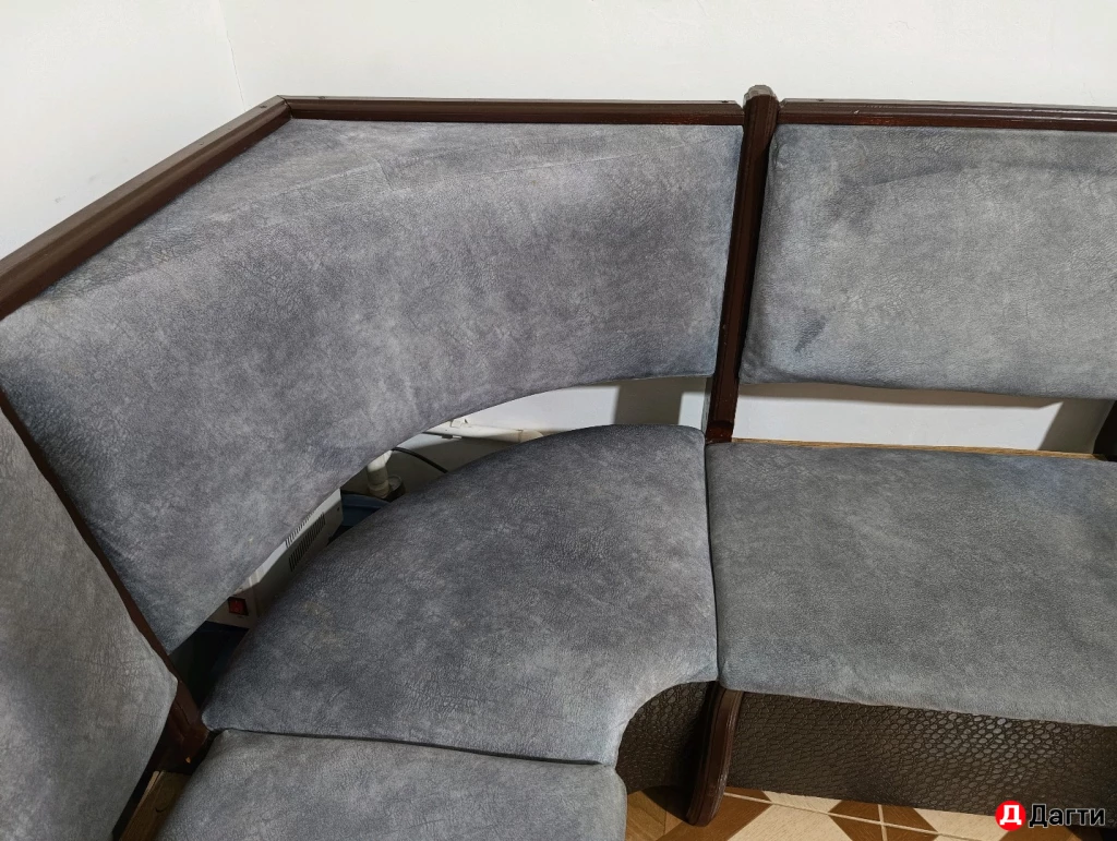 Кухонный мягкий угол