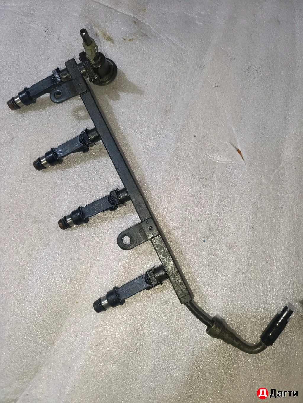 Топливная рампа с форсунками,Chevrolet Lanos