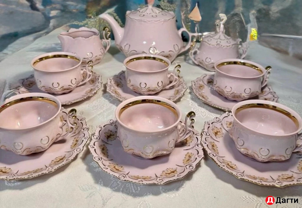 Чайный розовый сервиз .Чехия