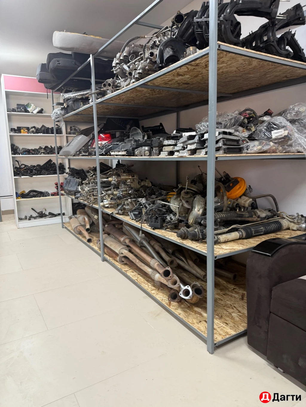 Автозапчасти б/у и новые на Российские автомобили
