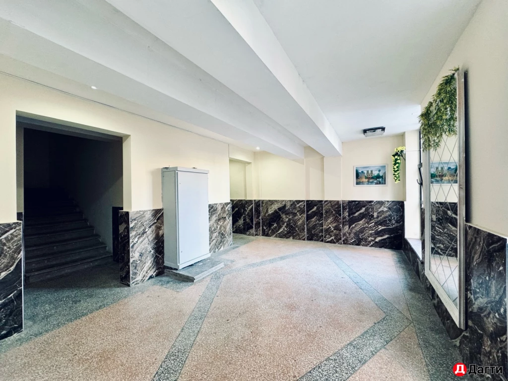 Квартира, 3 комнаты, 100 м², Агент