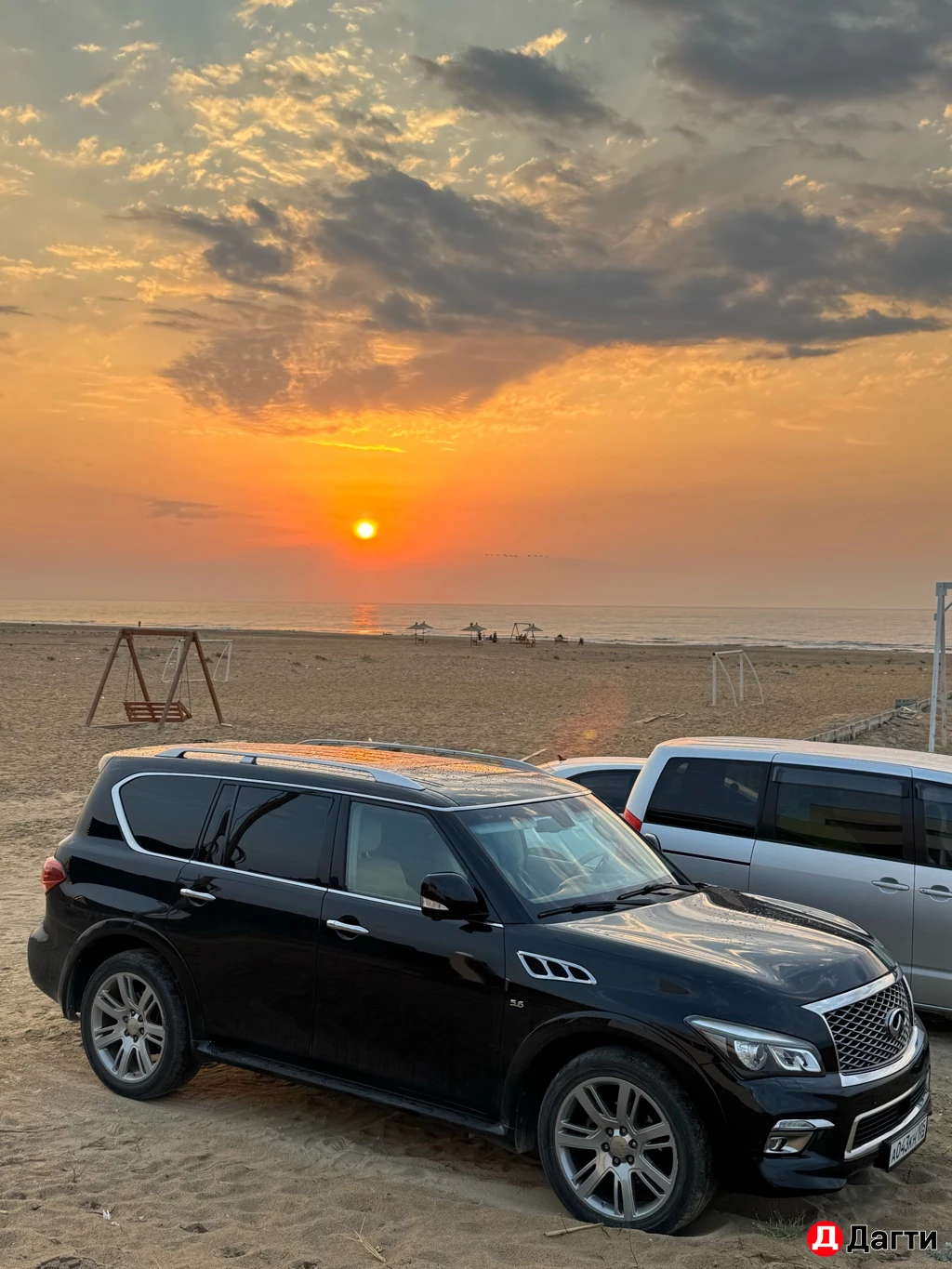 Infiniti QX56, 2013 года