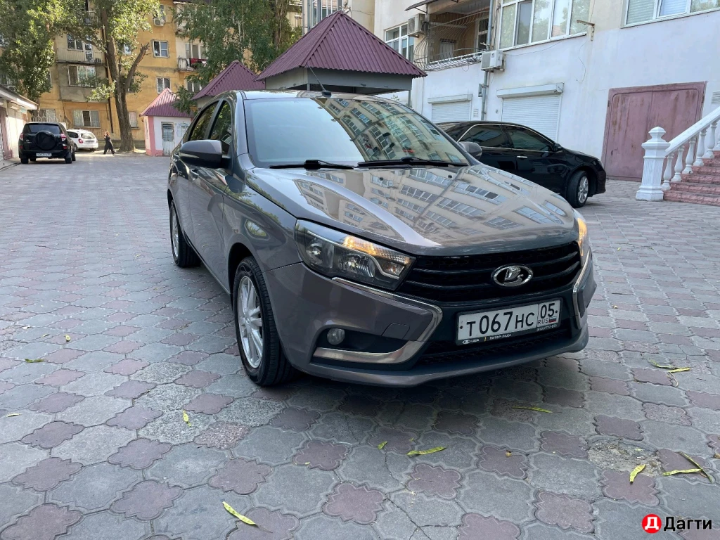 LADA (ВАЗ) Vesta, 2017 года