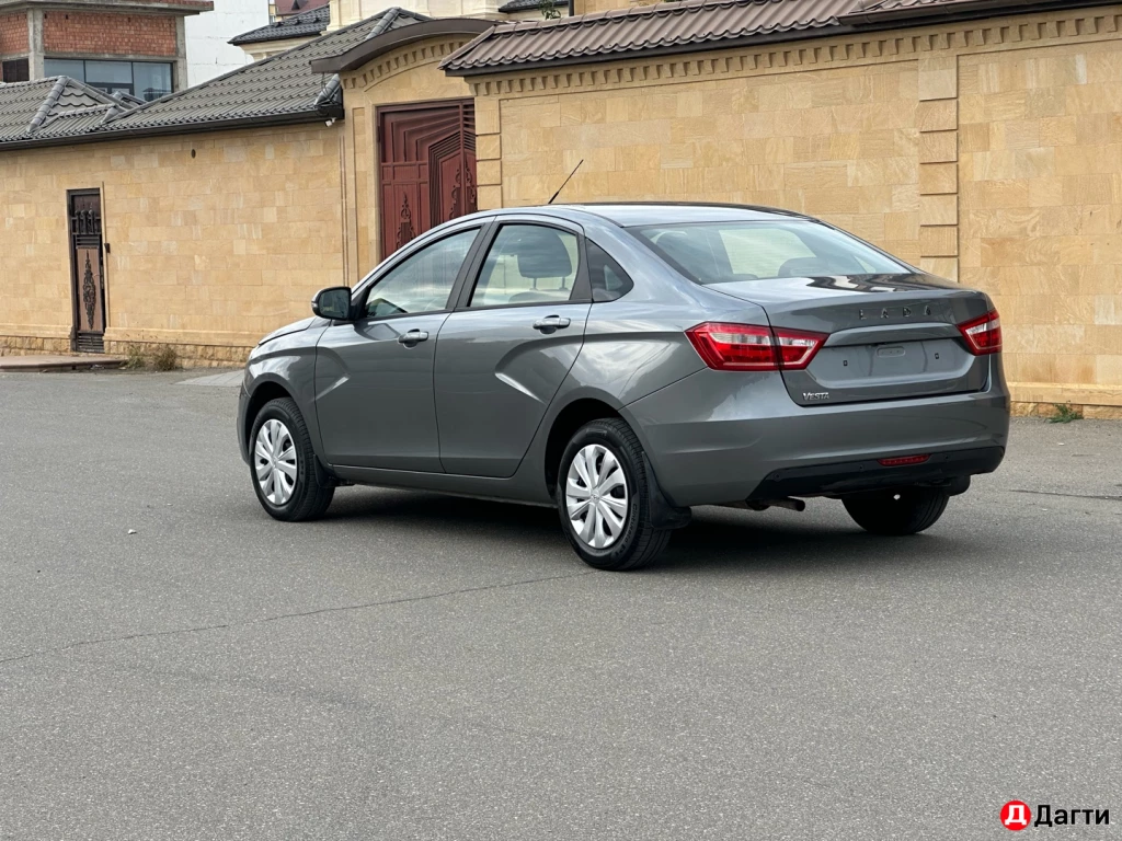 LADA (ВАЗ) Vesta, 2018 года