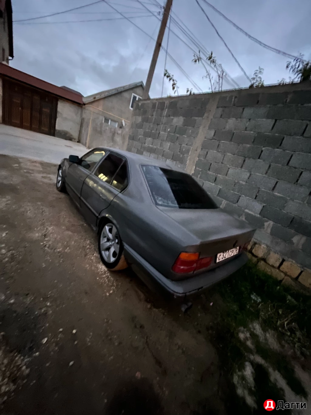 Bentley S, 1990 года