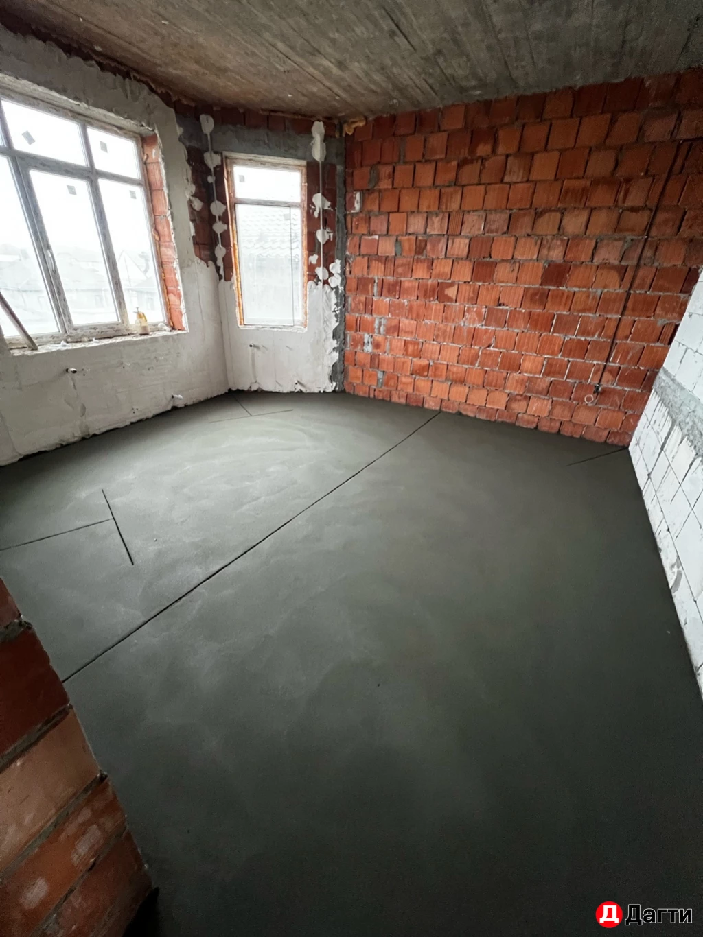 Полусухая стяжка пола за 1 день