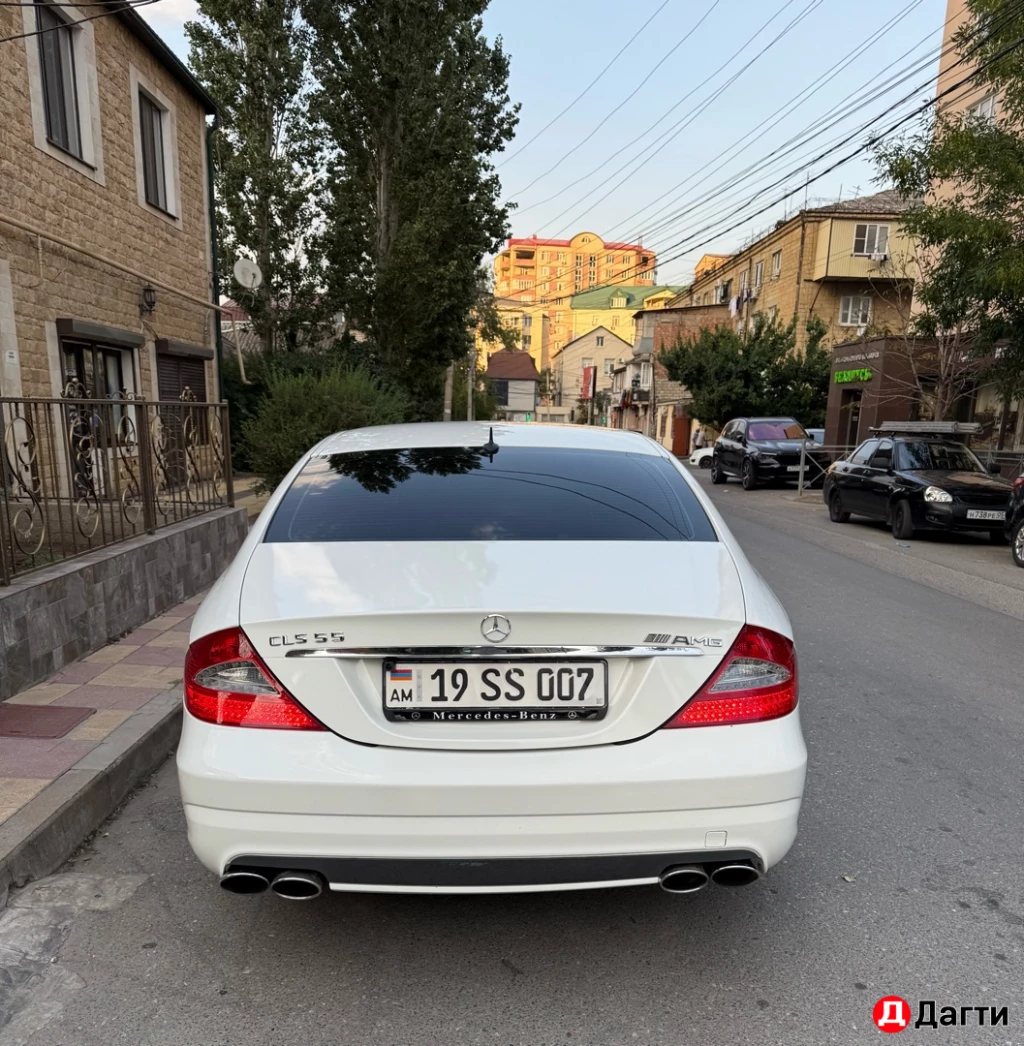 Mercedes-Benz CLS, 2005 года
