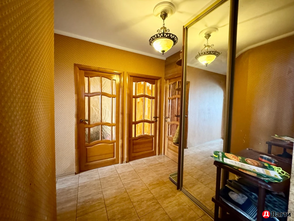 Квартира, 3 комнаты, 75 м², Агент