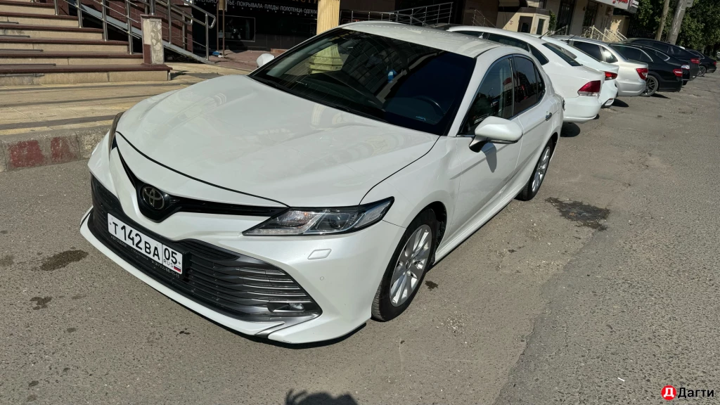 Toyota Camry, 2018 года