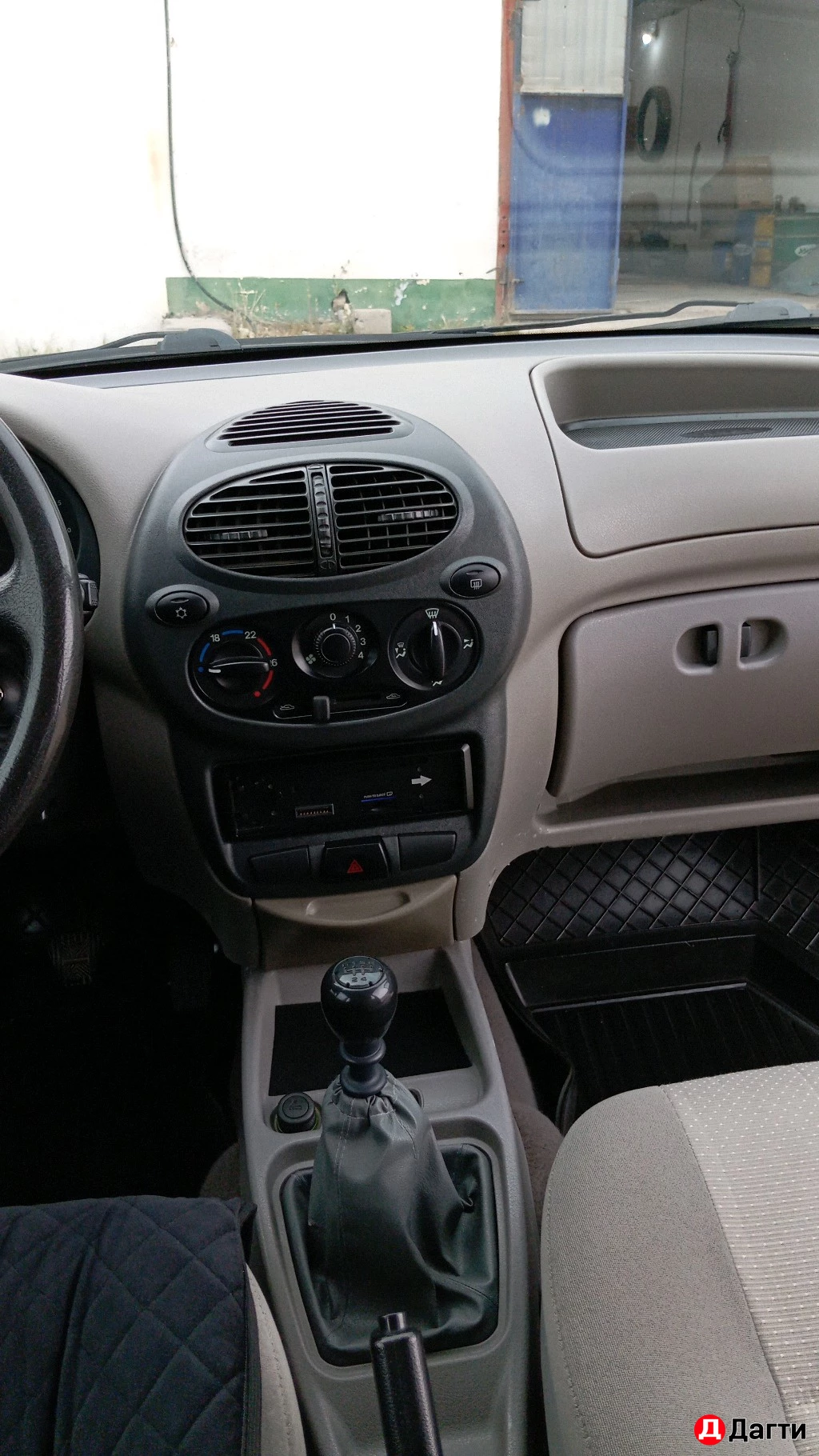 LADA (ВАЗ) Kalina, 2011 года