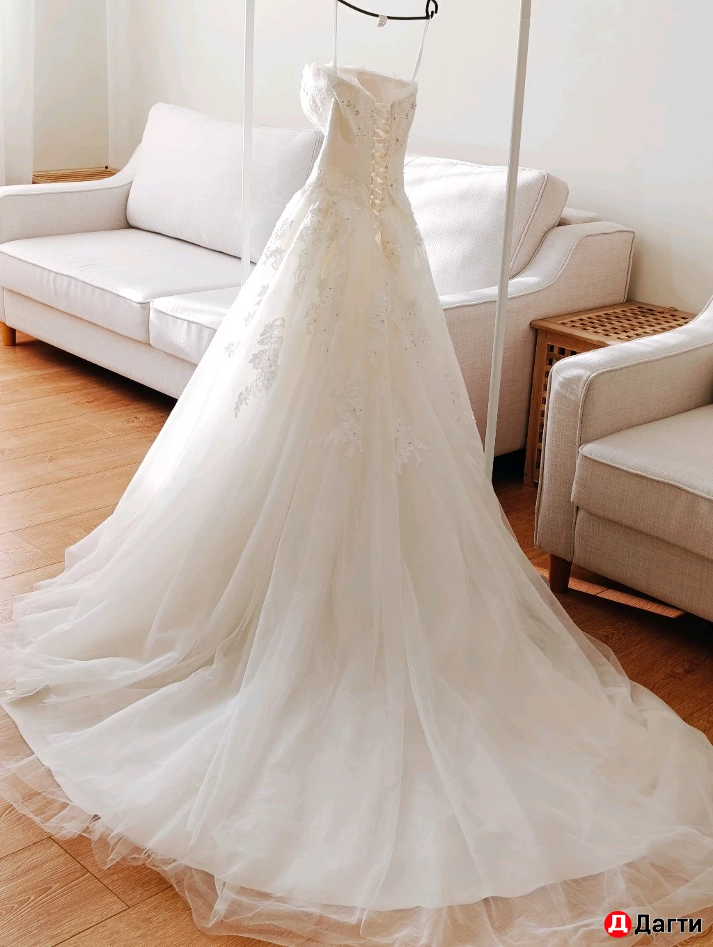 Свадебное платье